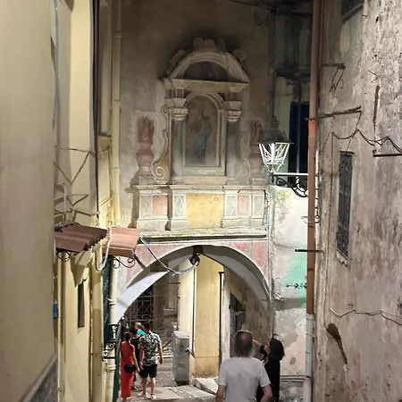 Lägenhet “ Nel Vecchio Carruggio” *