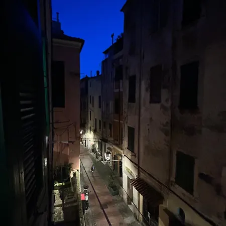 Apartment “ Nel Vecchio Carruggio”