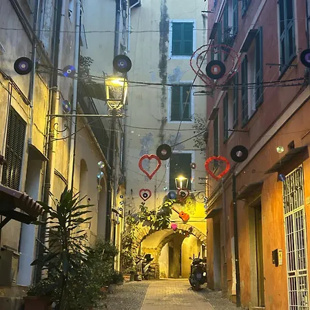 “ Nel Vecchio Carruggio” * Sanremo