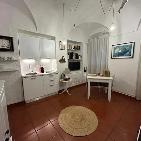 “ Nel Vecchio Carruggio”